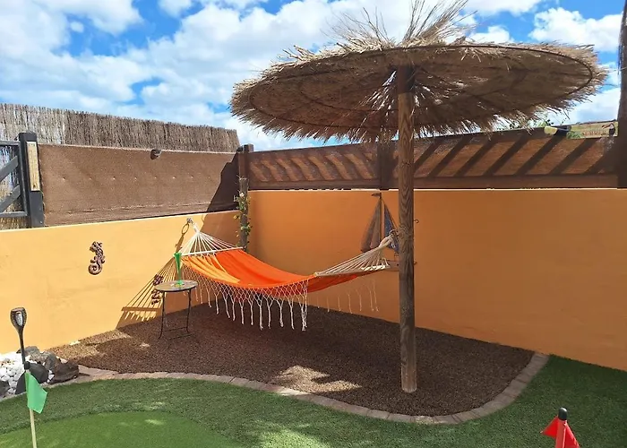 Villadunas - With Luxury Hot Tub And Tiki Roof Bar * 科拉雷侯
