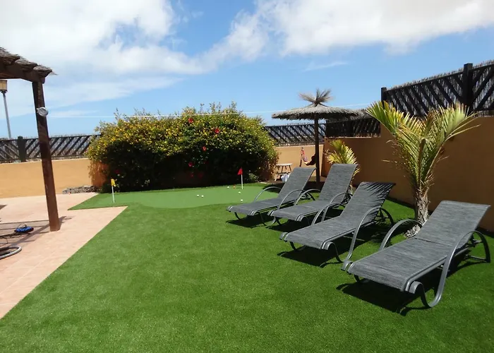 度假居 Villadunas - With Luxury Hot Tub And Tiki Roof Bar *